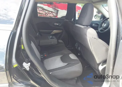 2018 Jeep Cherokee Latitude Fwd z USA, uszkodzony, nr VIN 1C4PJLCB4JD595102